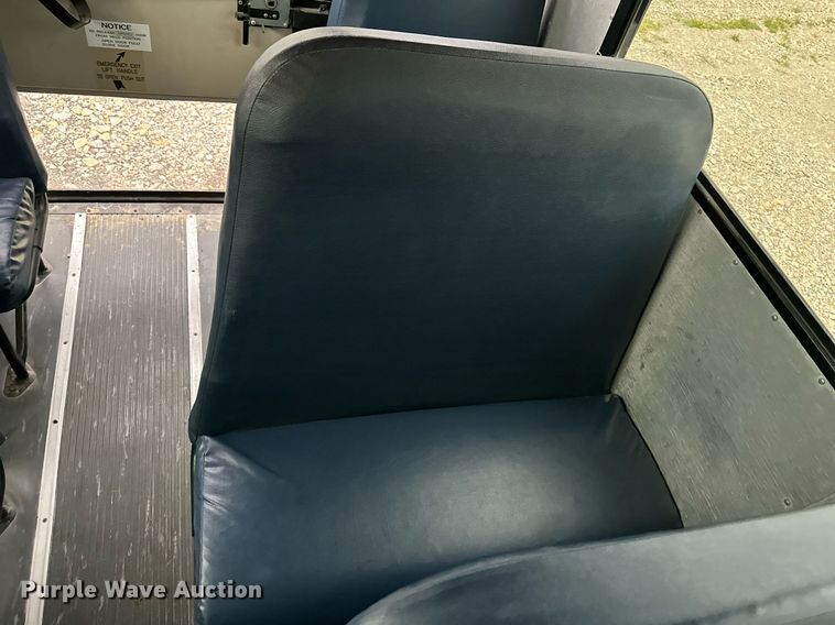 image for item DO5139 2009 Thomas  school bus