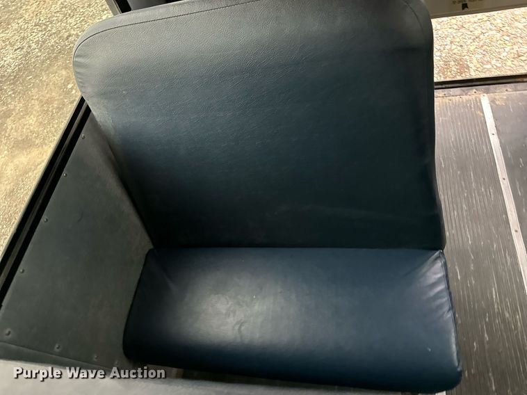 image for item DO5139 2009 Thomas  school bus