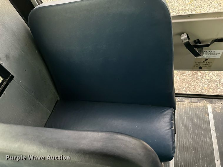 image for item DO5139 2009 Thomas  school bus