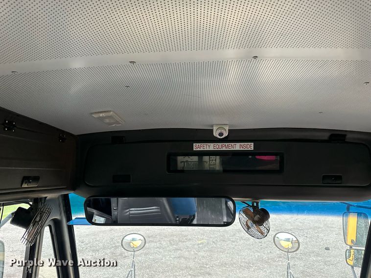 image for item DO5139 2009 Thomas  school bus