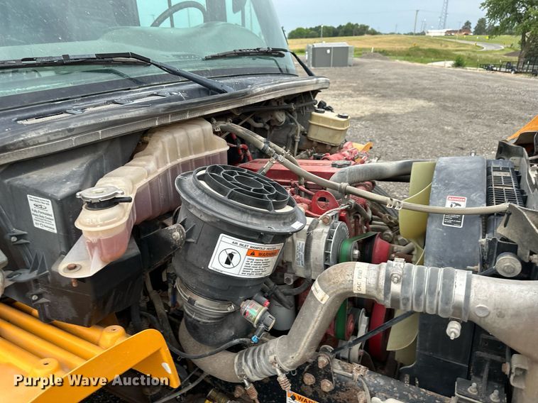 image for item DO5139 2009 Thomas  school bus