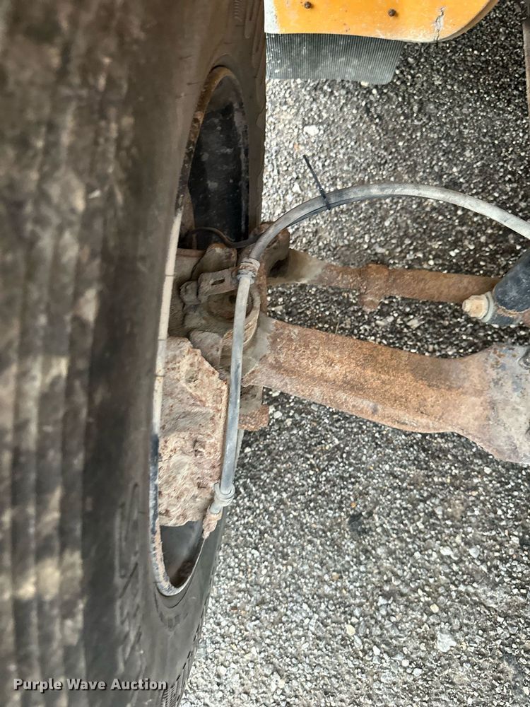 image for item DO5139 2009 Thomas  school bus