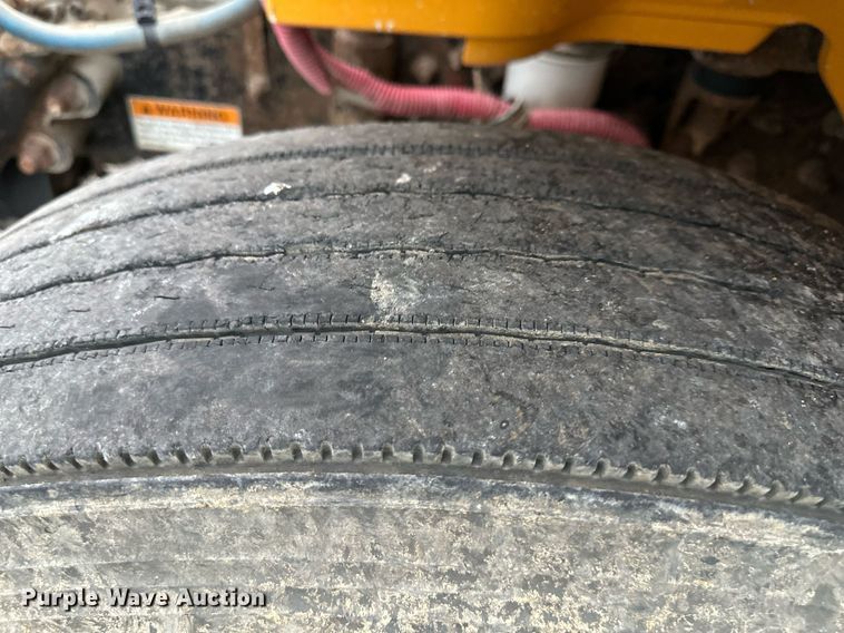 image for item DO5139 2009 Thomas  school bus