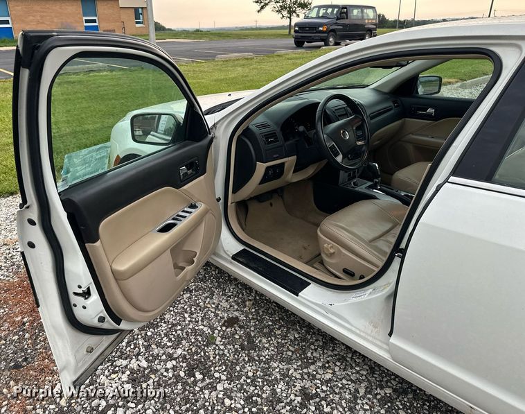 image for item DO5140 2010 Mercury Milan