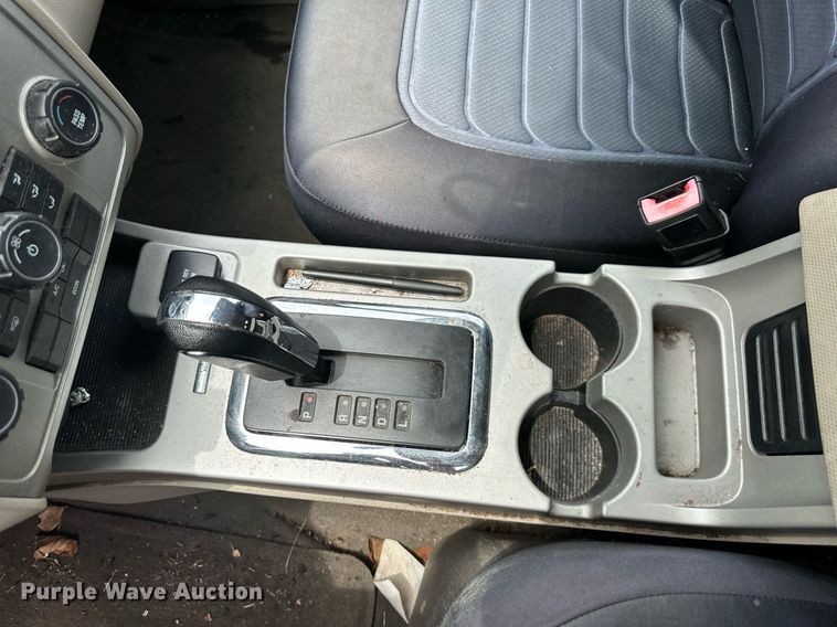 image for item DO5155 2009  Ford Escape Hybrid  SUV