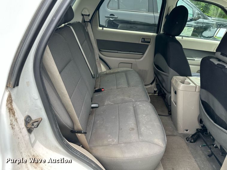 image for item DO5155 2009  Ford Escape Hybrid  SUV