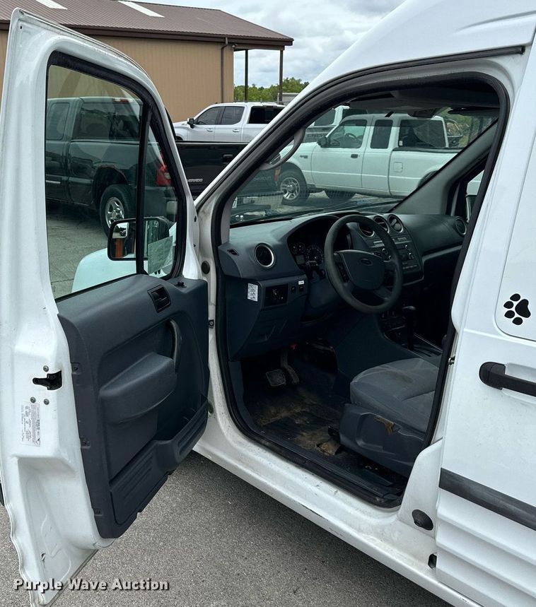 image for item DO5157 2012  Ford Transit Connect  animal control van