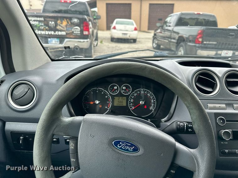 image for item DO5157 2012  Ford Transit Connect  animal control van