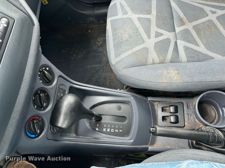 image for item DO5157 2012  Ford Transit Connect  animal control van