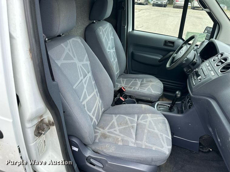 image for item DO5157 2012  Ford Transit Connect  animal control van