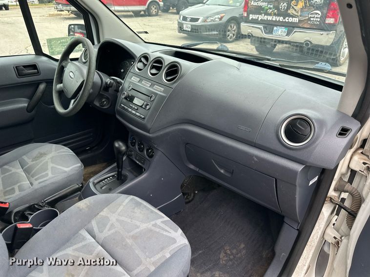 image for item DO5157 2012  Ford Transit Connect  animal control van