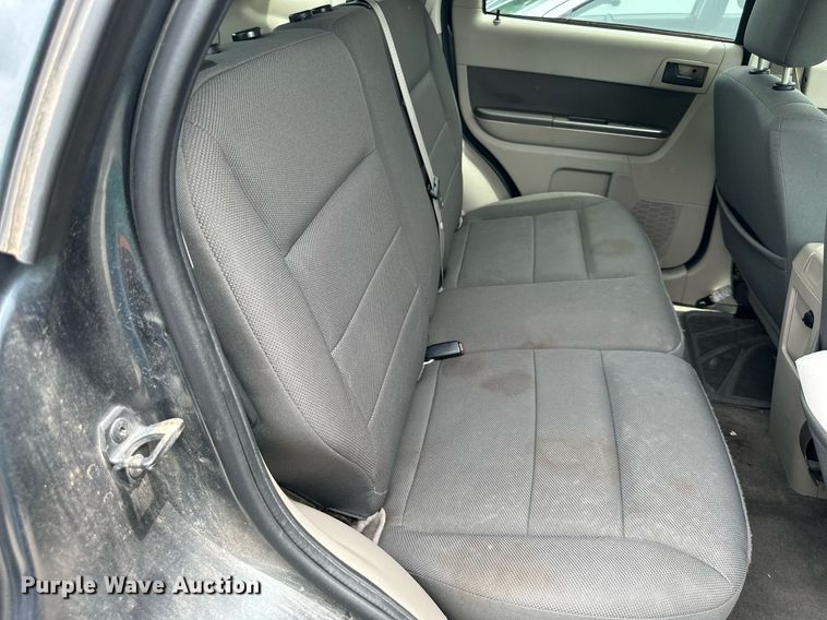 image for item DO5158 2009  Ford Escape Hybrid  SUV