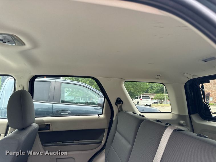 image for item DO5158 2009  Ford Escape Hybrid  SUV