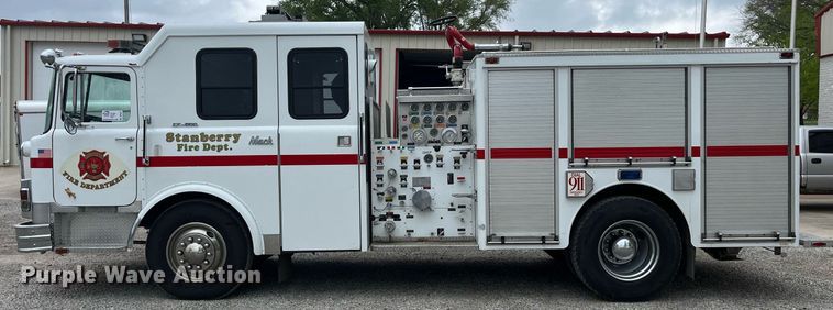image for item DP0477 1977 Mack CF-600  pumper fire truck