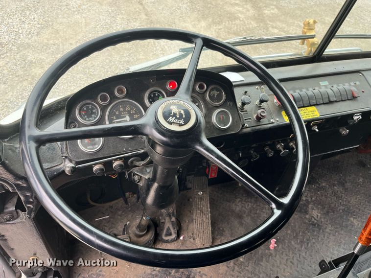 image for item DP0477 1977 Mack CF-600  pumper fire truck