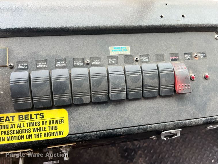 image for item DP0477 1977 Mack CF-600  pumper fire truck