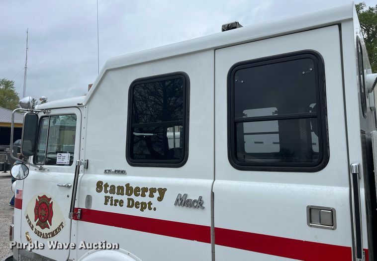 image for item DP0477 1977 Mack CF-600  pumper fire truck