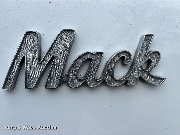 image for item DP0477 1977 Mack CF-600  pumper fire truck