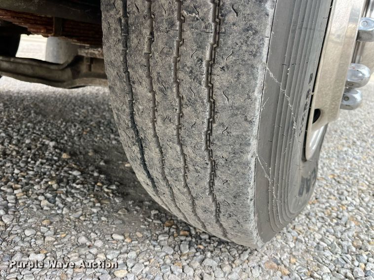 image for item DP0477 1977 Mack CF-600  pumper fire truck