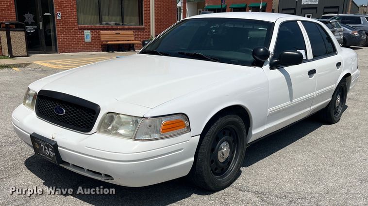 image for item DP0519 2011 Ford Crown Victoria Police Interceptor