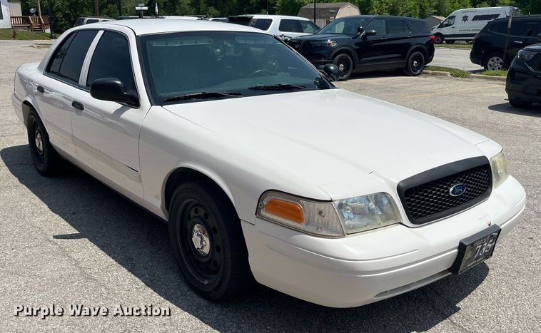 image for item DP0519 2011 Ford Crown Victoria Police Interceptor