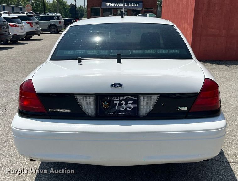 image for item DP0519 2011 Ford Crown Victoria Police Interceptor