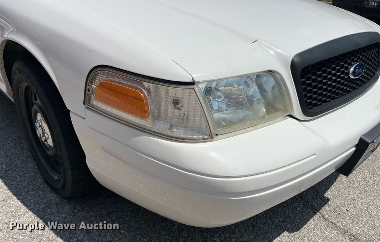 image for item DP0519 2011 Ford Crown Victoria Police Interceptor