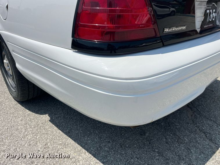 image for item DP0519 2011 Ford Crown Victoria Police Interceptor