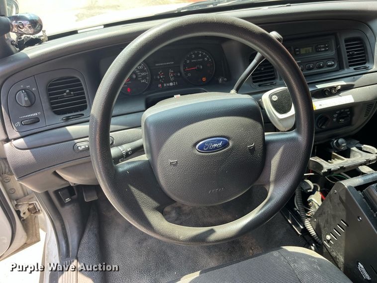 image for item DP0519 2011 Ford Crown Victoria Police Interceptor