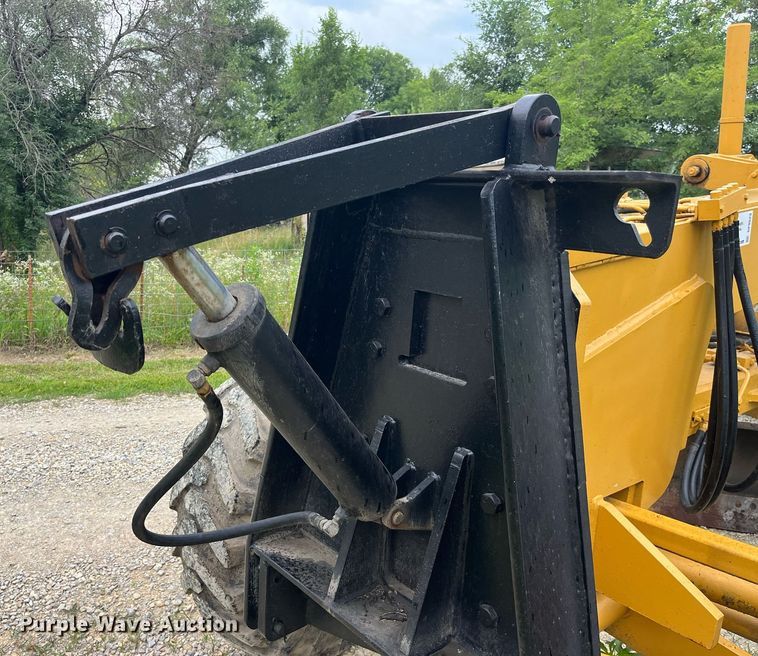 image for item DP0523 Champion 720A  motor grader