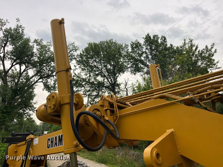 image for item DP0523 Champion 720A  motor grader