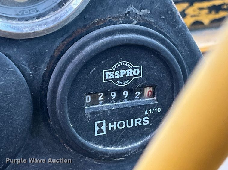 image for item DP0523 Champion 720A  motor grader