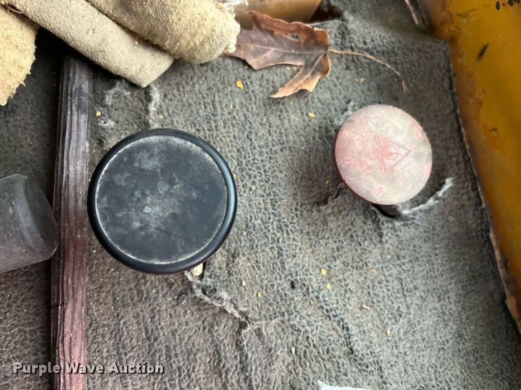 image for item DP0523 Champion 720A  motor grader