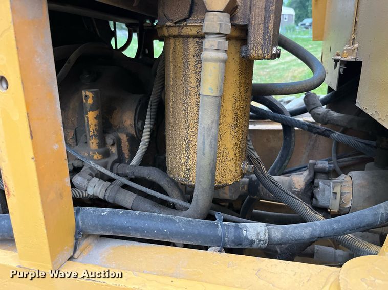 image for item DP0523 Champion 720A  motor grader