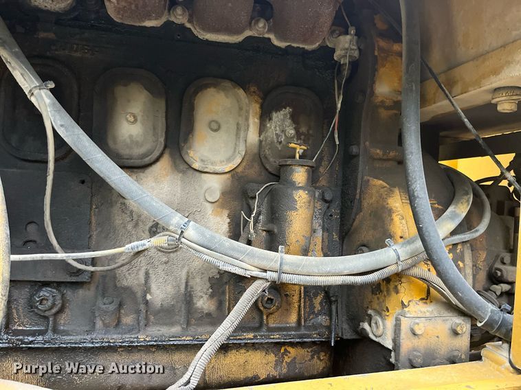 image for item DP0523 Champion 720A  motor grader