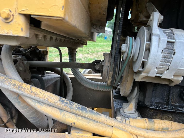 image for item DP0523 Champion 720A  motor grader