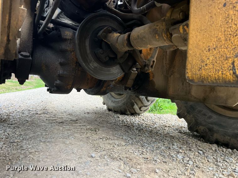 image for item DP0523 Champion 720A  motor grader