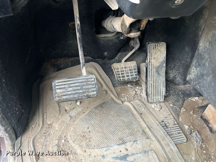 image for item DP0524 1996 Mack CH613  semi truck