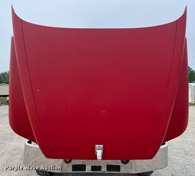 image for item DP0524 1996 Mack CH613  semi truck