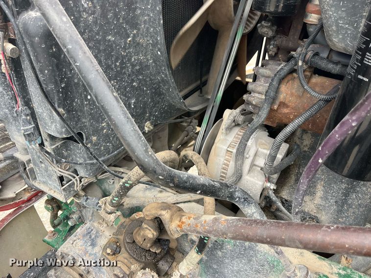 image for item DP0524 1996 Mack CH613  semi truck