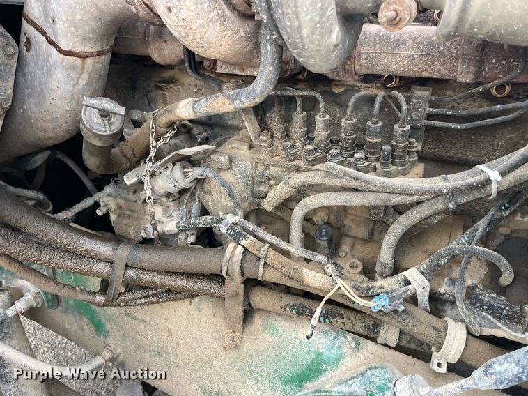 image for item DP0524 1996 Mack CH613  semi truck