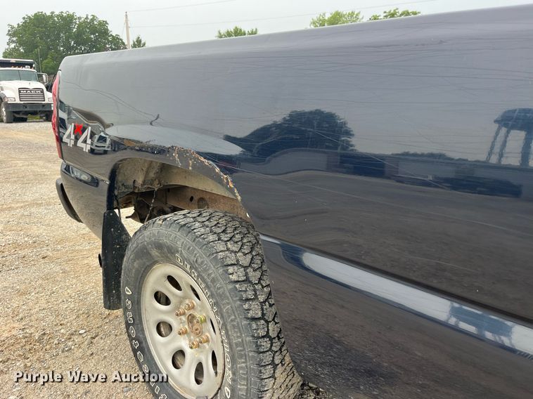 image for item DP0525 2006 Chevrolet Silverado 1500  Ext. Cab pickup truck
