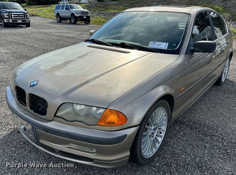 image for item DP3136 2001 BMW 330i