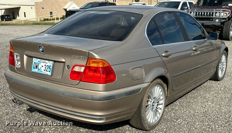 image for item DP3136 2001 BMW 330i