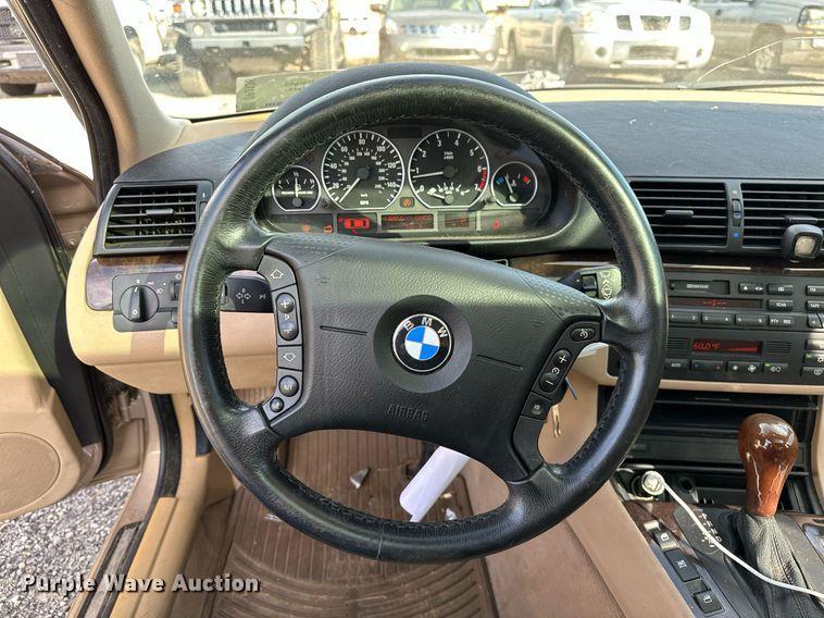 image for item DP3136 2001 BMW 330i