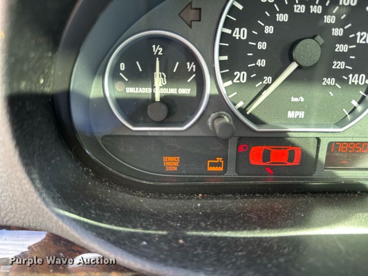 image for item DP3136 2001 BMW 330i