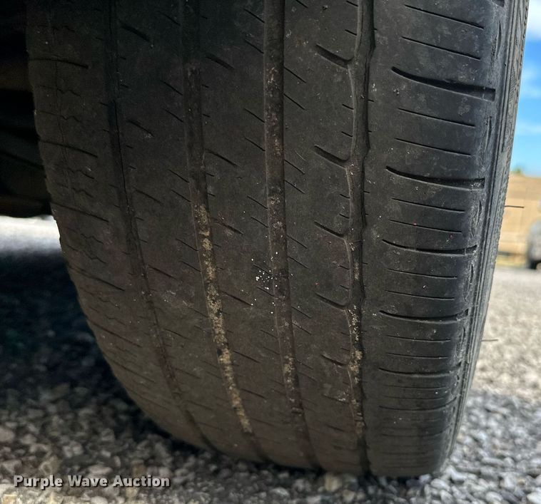 image for item DP3136 2001 BMW 330i