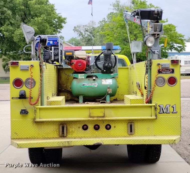 image for item DP3277 1982 GMC K3500  rescue vehicle