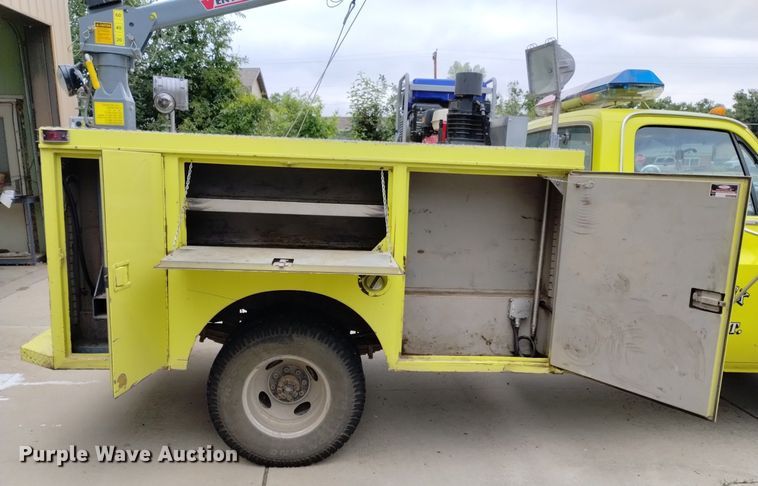 image for item DP3277 1982 GMC K3500  rescue vehicle