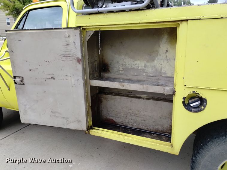 image for item DP3277 1982 GMC K3500  rescue vehicle